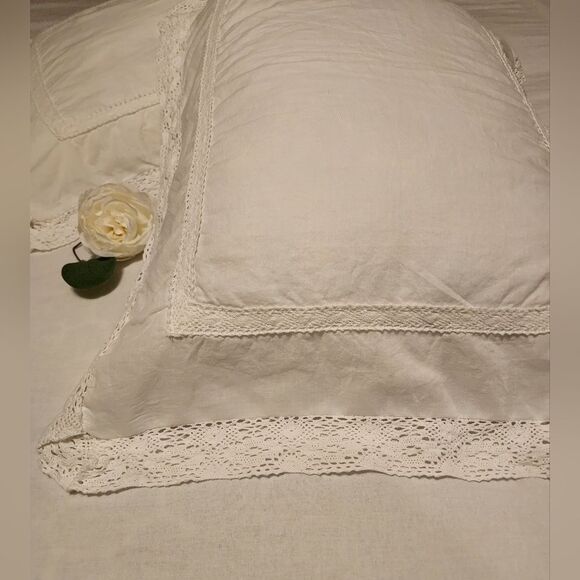 Laura Ashley White Duvet Cover Set 100% Cotton with Crochet Lace Full/Queen - Picture 10 of 15